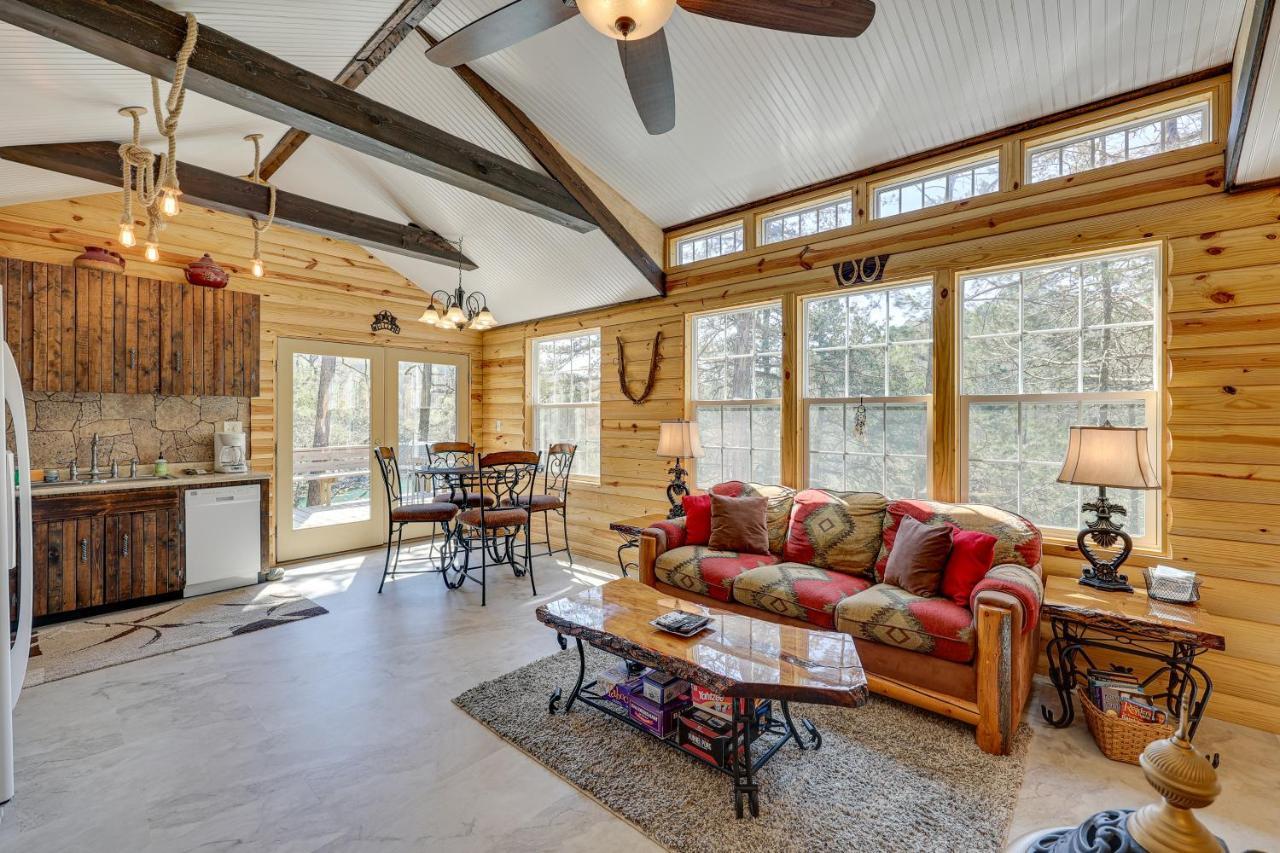 Cliffside Eureka Springs Cabin With Beaver Lake View Eksteriør billede