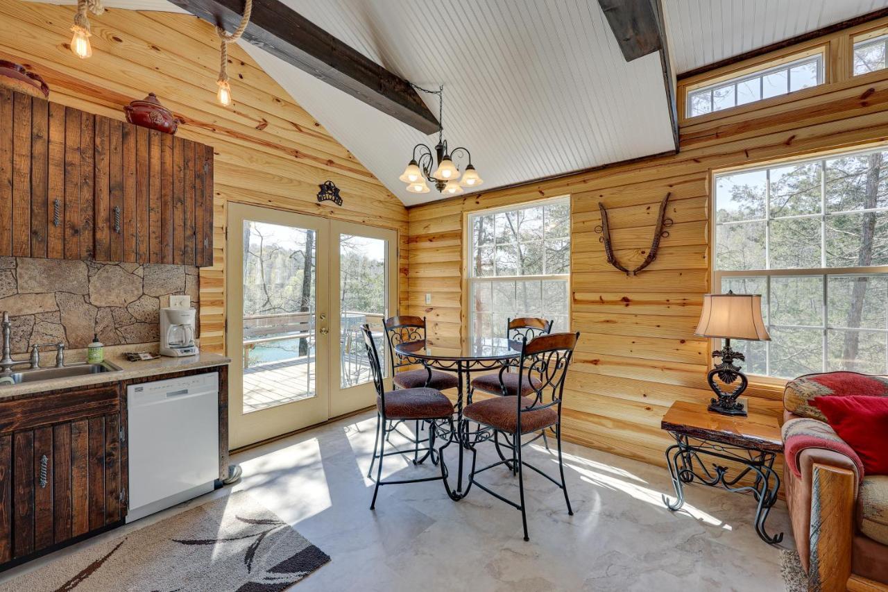 Cliffside Eureka Springs Cabin With Beaver Lake View Eksteriør billede