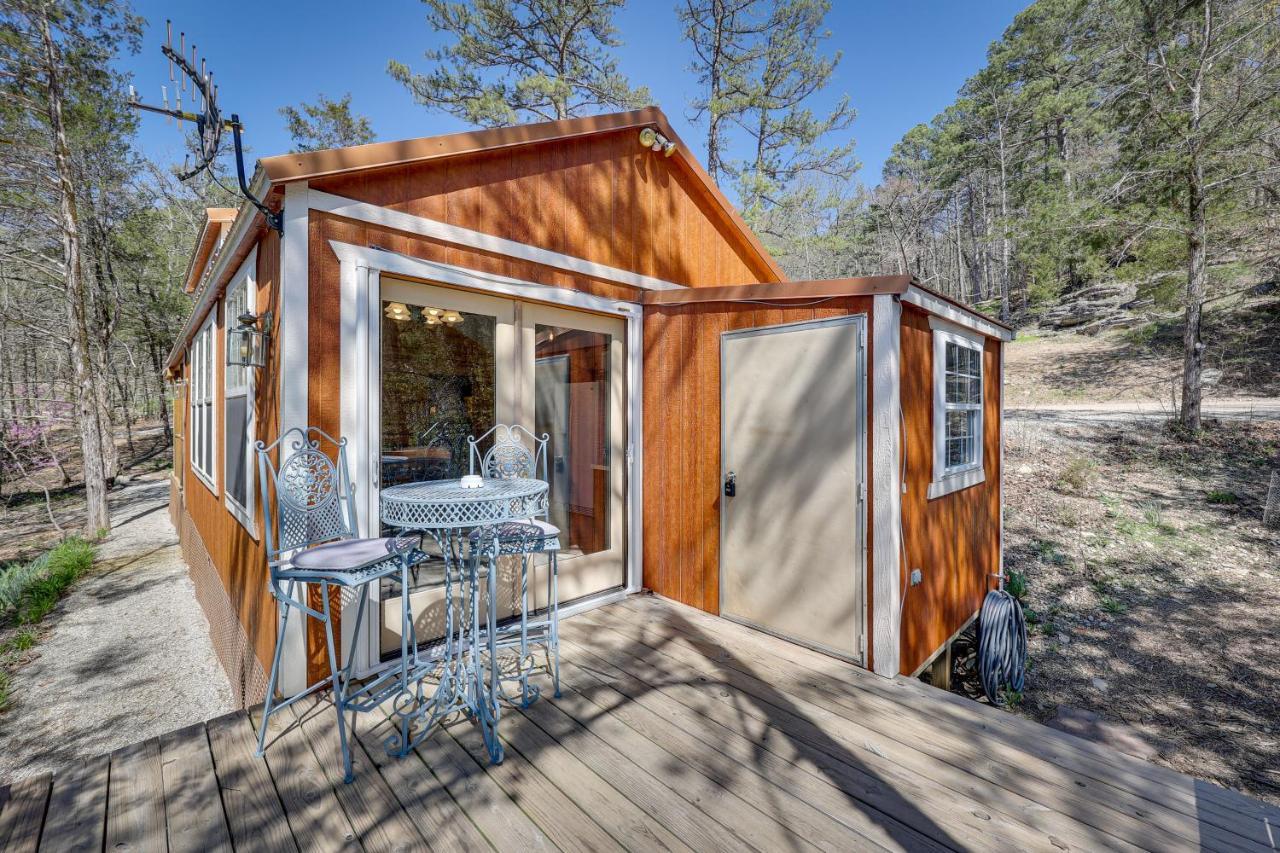 Cliffside Eureka Springs Cabin With Beaver Lake View Eksteriør billede